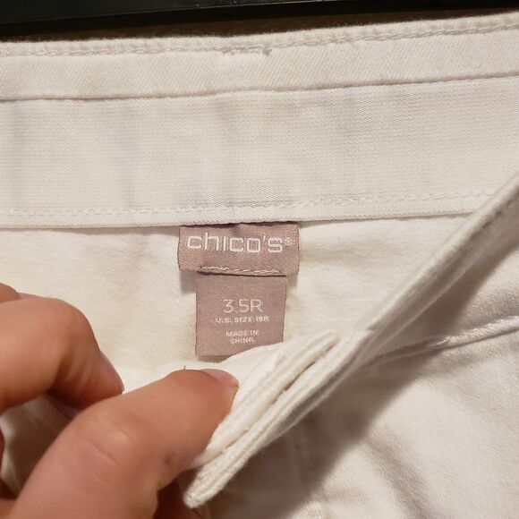 Chico’s Straight Cropped Leg White Pants Chico’s Size 3.5R - Picture 7 of 10